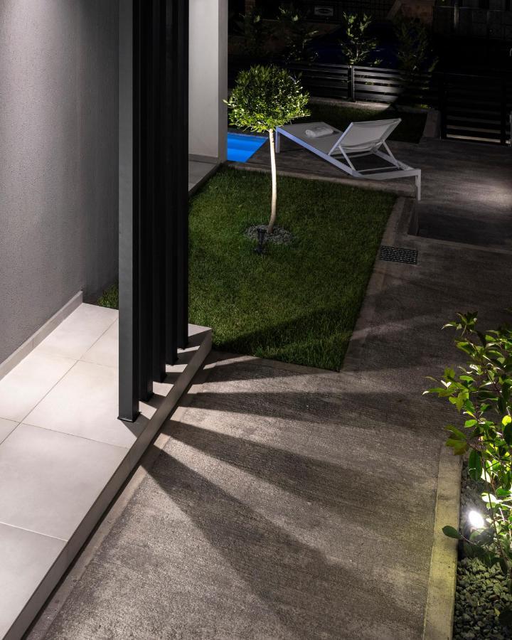 Cove Suites Nea Iraklitsa エクステリア 写真