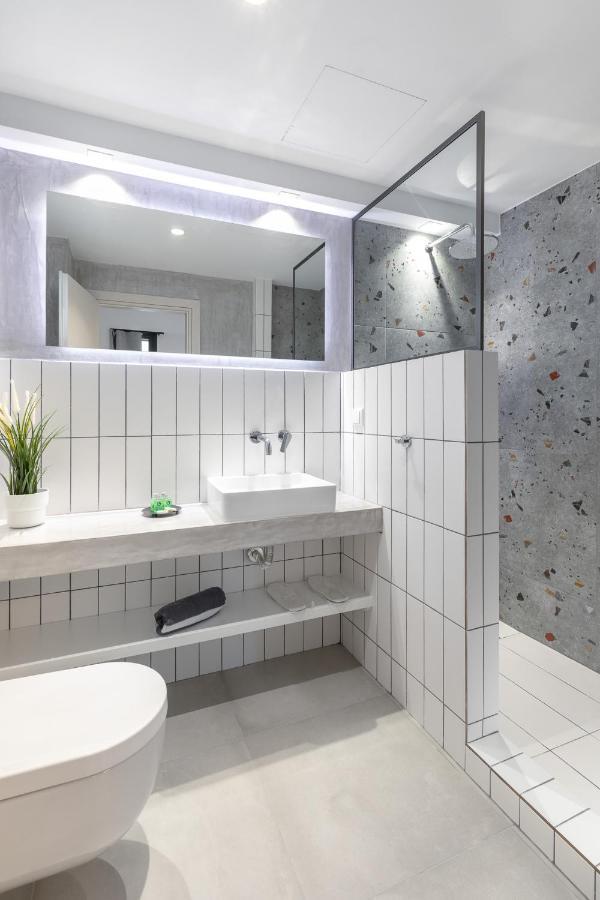 Cove Suites Nea Iraklitsa エクステリア 写真