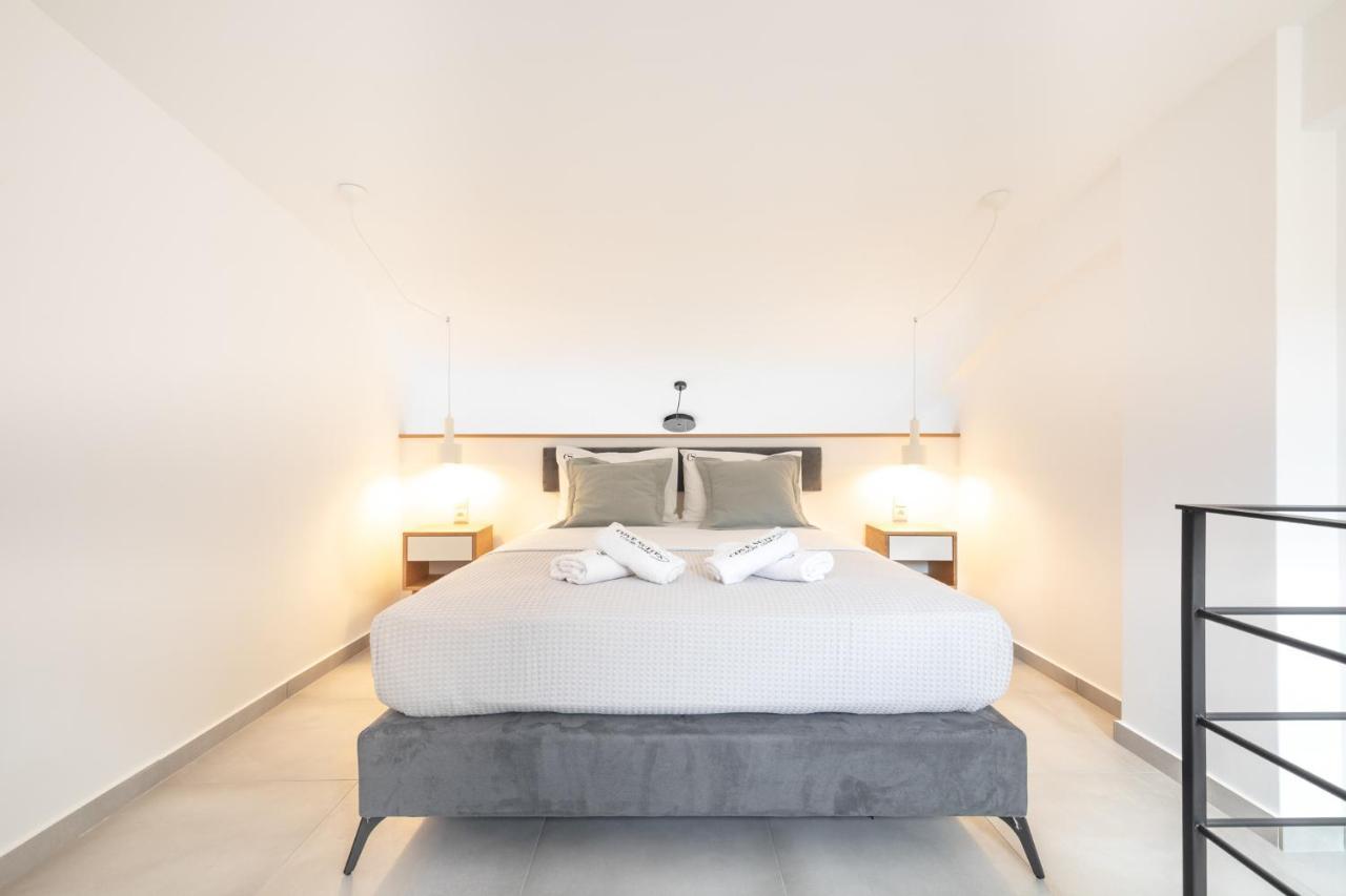 Cove Suites Nea Iraklitsa エクステリア 写真